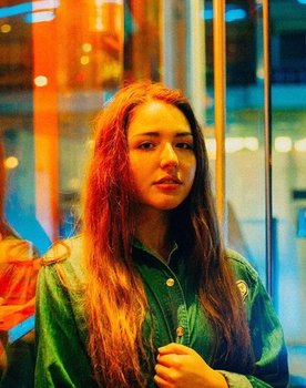 Autumn Farrell as Autumn