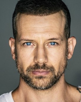 Jonathan Boynton-Lee as Jon