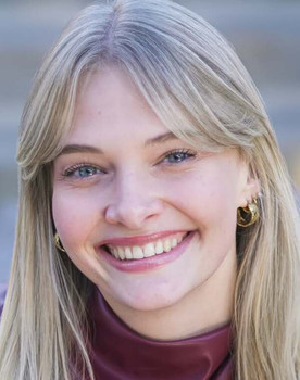 Zaya Sabrina as Mia (voice)