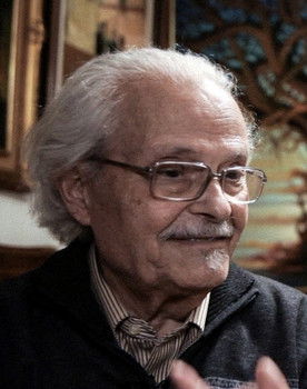 Macario 'Mac' Gómez as Self - Film Poster Designer