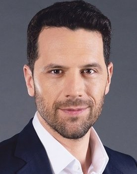 Adrian Nartea