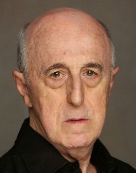 Ricardo Lacámara as Padre