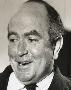Liam Redmond as Bill
