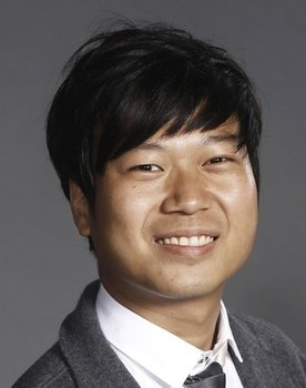 Chan Tze-Woon as Self