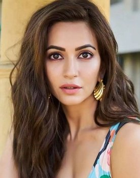 Kriti Kharbanda as Prarthana