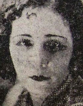 Evelina Orellana as Raquel
