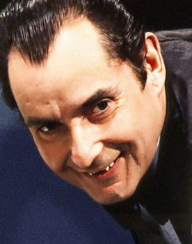 Ray Reardon as Self