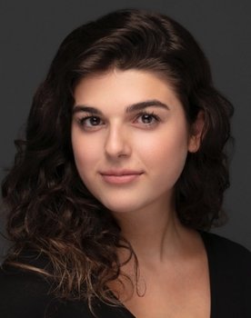 Melisa Bostancıoğlu as Sevda