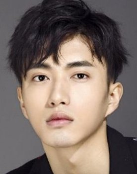 Zhang Ruicheng as Stunt Double