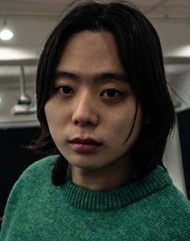 Cha Yoo-hyun as 