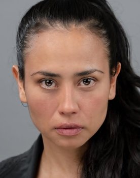 Daniela Momo as Olympe