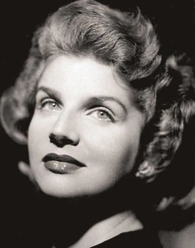 Tônia Carrero as Branca
