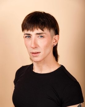 Joan Nelson as Therapist