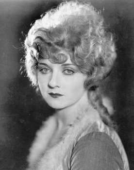 Alice Terry as Extra (uncredited)