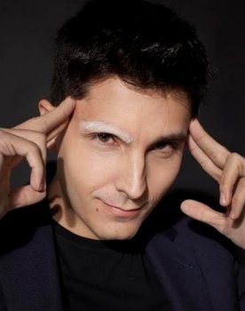 Jorge Luengo   as Self - Contestant