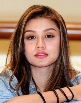 Mimi Lana as Daya