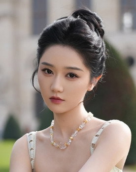 岳雨婷