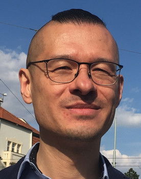 Osamu Okamura as Himself