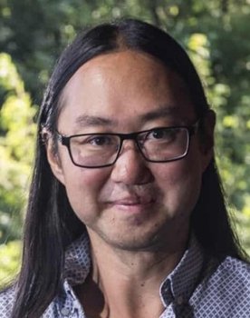 Ronnie Flyvbjerg as Feel Good Band / Kapelmester