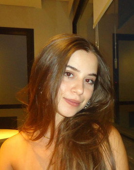 Ana Galiazzi as filha