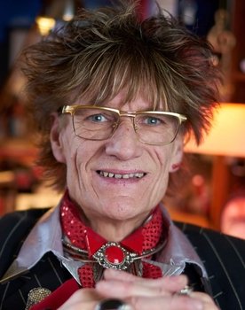 Randall Fowler as Self - Spacey's Brother
