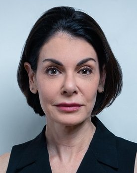 Michelle Anne Lipper as Tina