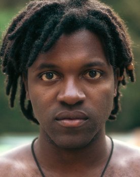 Yves Jambo as Jakob
