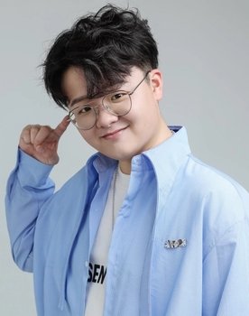 У Хао as Old Ji
