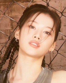 Sana Minatozaki as 
