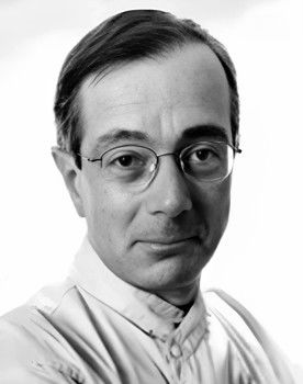 Sylvain Jouty as Narrator