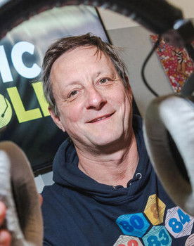 Franck Bargine as Self : alias Max, Animateurs de la libre antenne