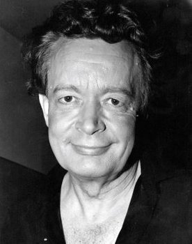Ernst-Hugo Järegård as 