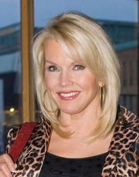 Johanna Raunio as Mrs. Begining