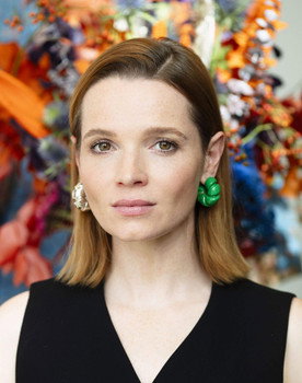 Karoline Herfurth as Neinhorn (voice)