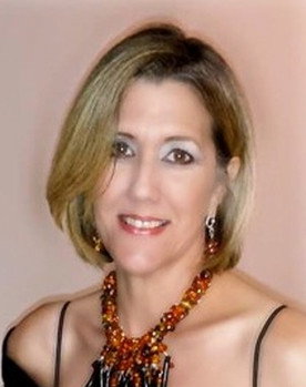 Mirelsa Modestti as Herself
