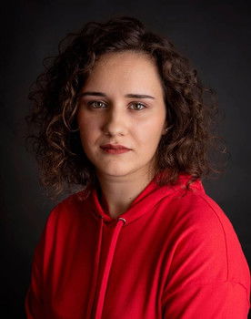 Fulden Söğüt Etik as Emine Çetin