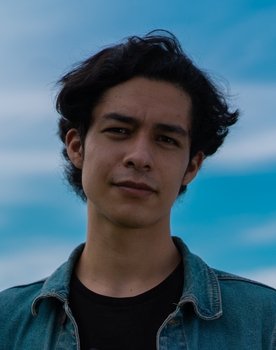Santiago Hernández as Hombre en el teléfono