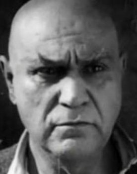 F. Khomutov as Pavel Kuttner