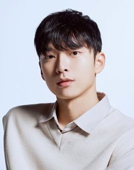 Kim Dong-won as Kwon Min-jung