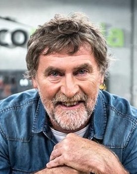 Kristian Pielhoff as Self - Host