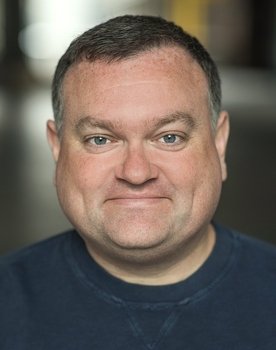 Glenn Hanning as The Usher