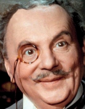 Pierre Bertin as Gaujean, fournisseur en tissus