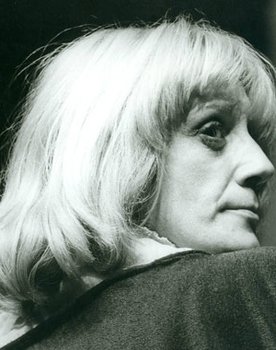Marisa Fabbri as La vice direttrice