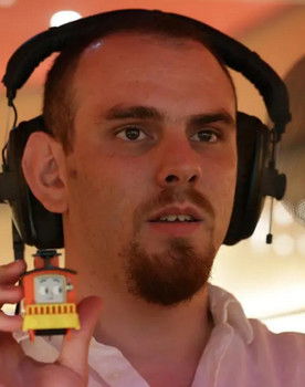 Filippo Manfredi as Dr. Max Powell