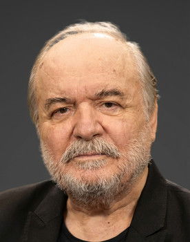 Çetin Tekindor as Celal Duman