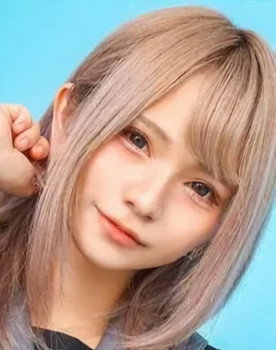 手島くるみ