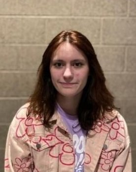 Katie Ammerman as Auburn