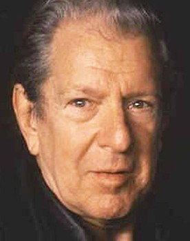 Ullrich Haupt as Agent