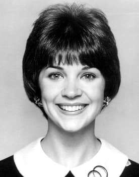 Cindy Williams as Connie Mann