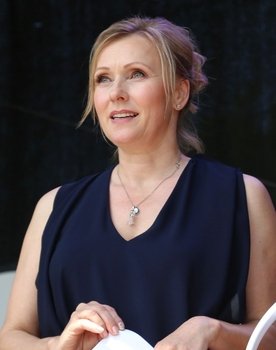 Dana Golombek